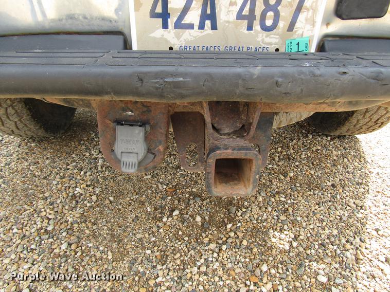 image for item DD4346 2003 Chevrolet Silverado 2500HD Crew Cab pickup truck