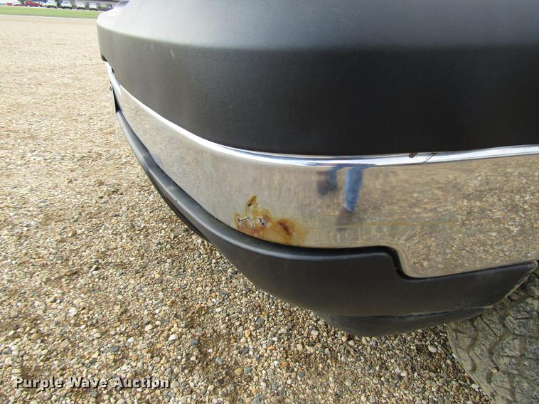 image for item DD4347 2003 Chevrolet Silverado 2500HD Crew Cab pickup truck