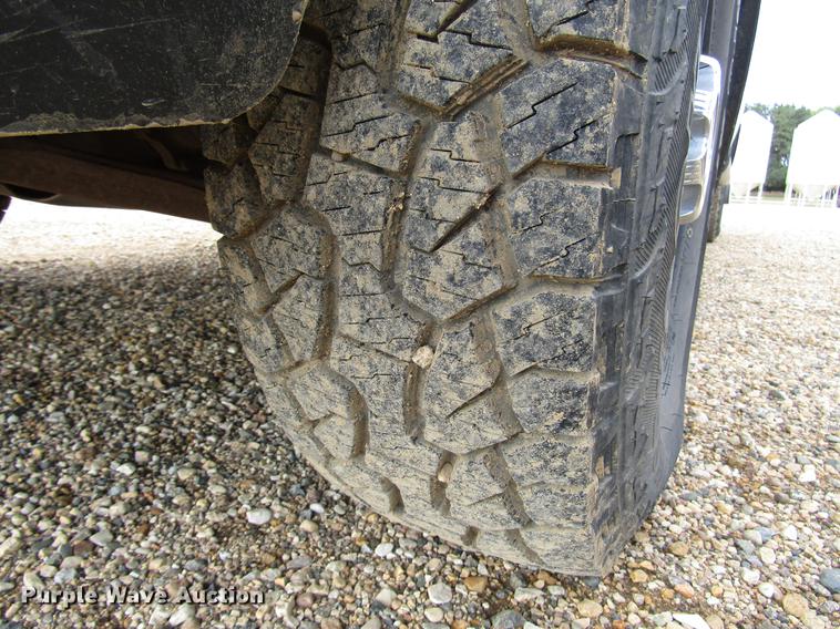 image for item DD4347 2003 Chevrolet Silverado 2500HD Crew Cab pickup truck