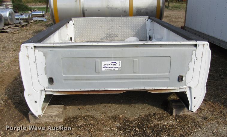 image for item DD4353 Ford F350 pickup bed