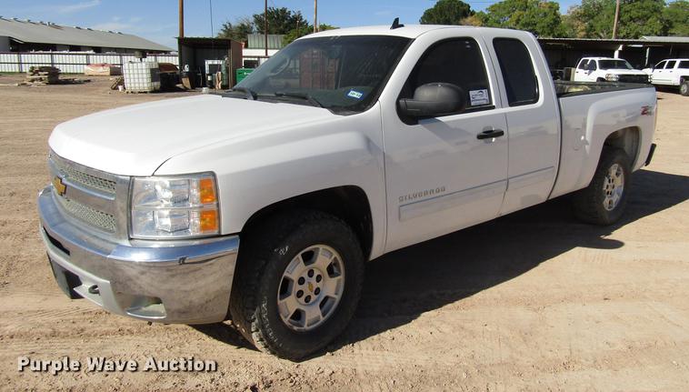 image for item DD4393 2012 Chevrolet Silverado 1500 Ext. Cab pickup truck