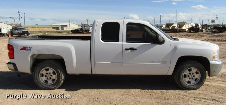 image for item DD4393 2012 Chevrolet Silverado 1500 Ext. Cab pickup truck