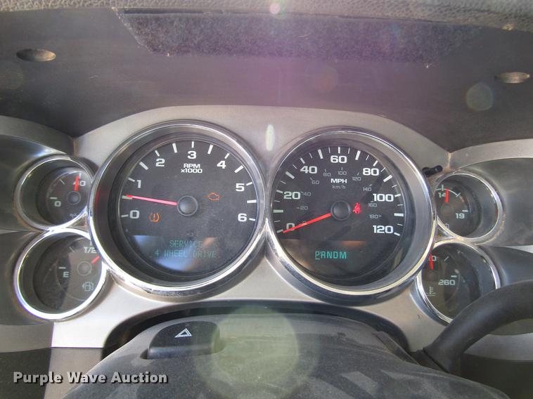 image for item DD4393 2012 Chevrolet Silverado 1500 Ext. Cab pickup truck