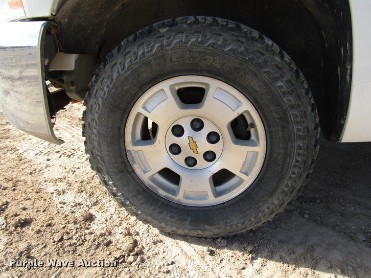 image for item DD4393 2012 Chevrolet Silverado 1500 Ext. Cab pickup truck