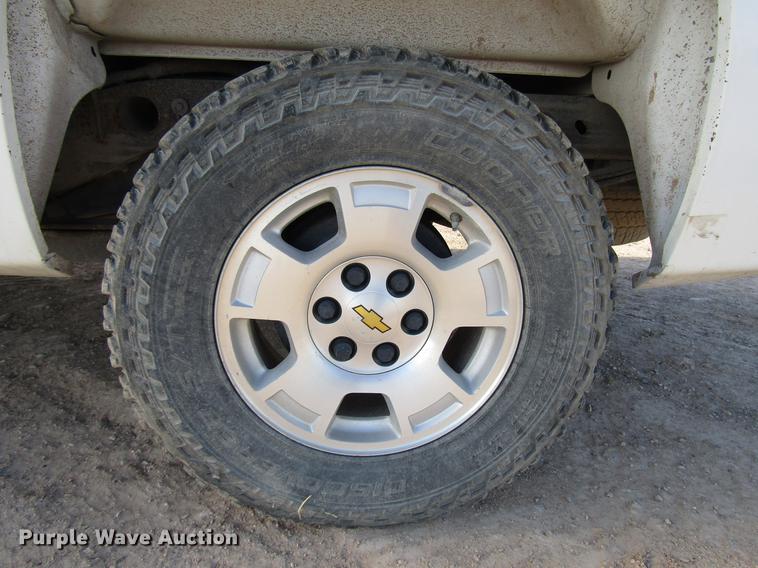 image for item DD4393 2012 Chevrolet Silverado 1500 Ext. Cab pickup truck