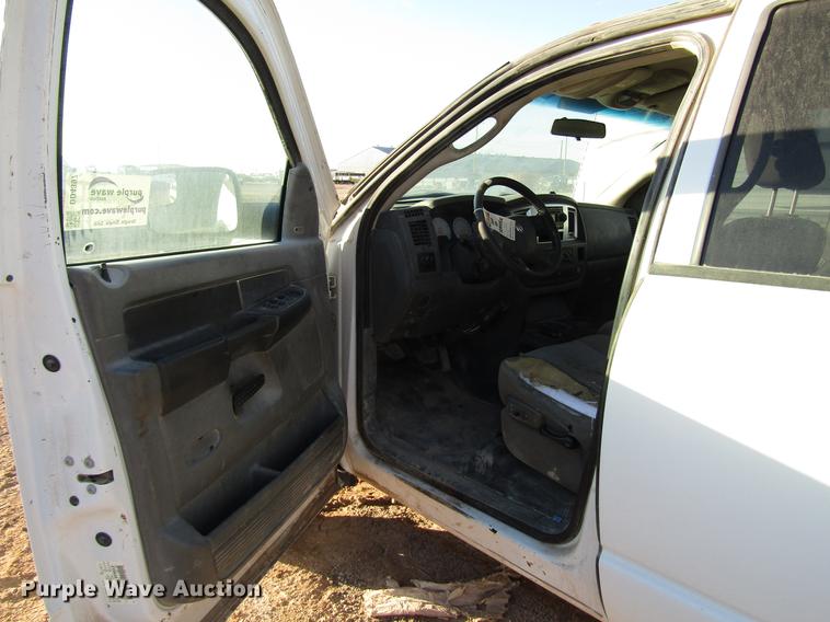 image for item DD4397 2008 Dodge Ram 4500 Quad Cab flatbed truck