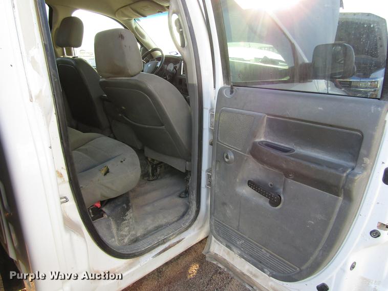 image for item DD4397 2008 Dodge Ram 4500 Quad Cab flatbed truck