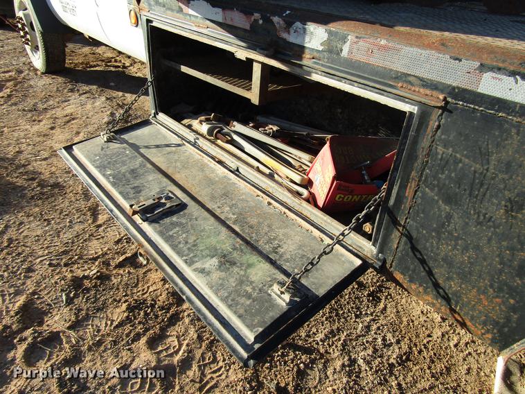 image for item DD4397 2008 Dodge Ram 4500 Quad Cab flatbed truck