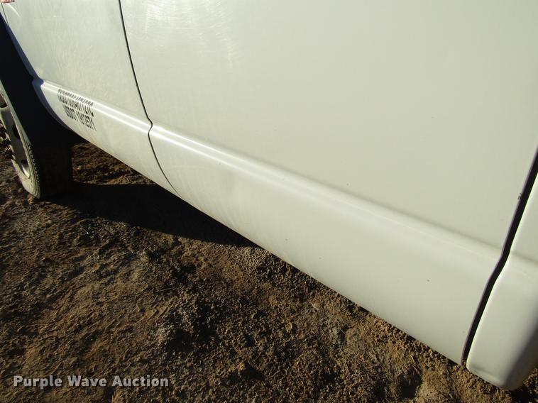 image for item DD4397 2008 Dodge Ram 4500 Quad Cab flatbed truck