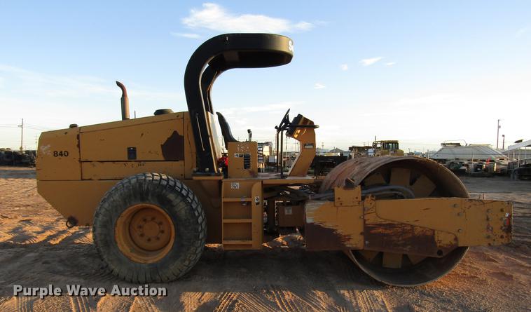 image for item DD4400 Champion 840 single drum roller