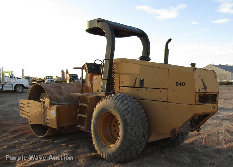 image for item DD4400 Champion 840 single drum roller