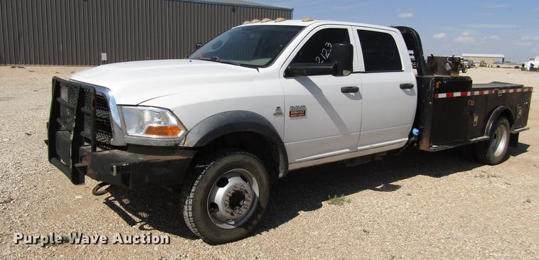 image for item DD4406 2012 Dodge Ram 5500 Crew Cab flatbed truck