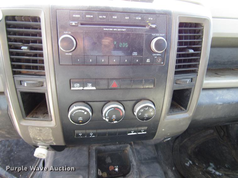 image for item DD4406 2012 Dodge Ram 5500 Crew Cab flatbed truck