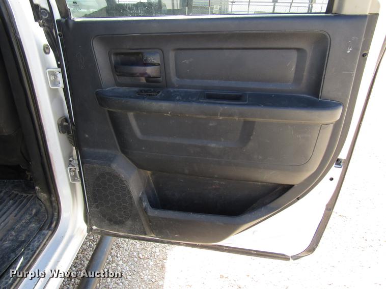 image for item DD4406 2012 Dodge Ram 5500 Crew Cab flatbed truck