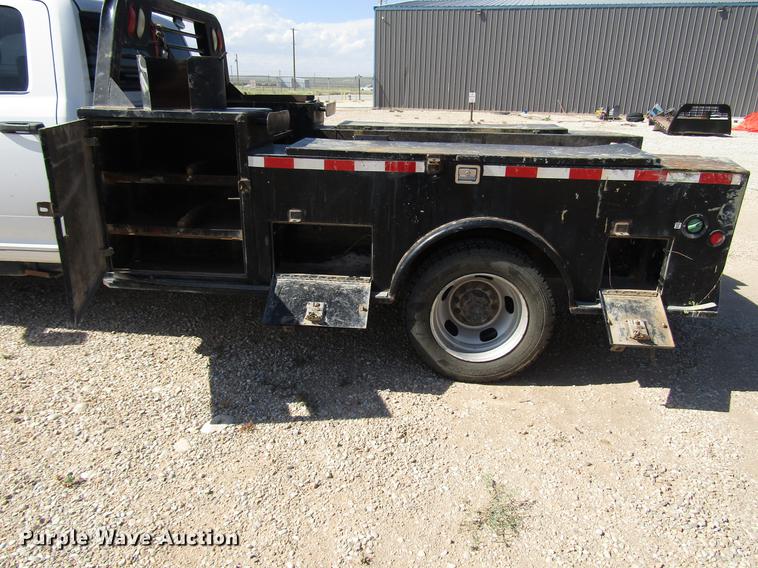 image for item DD4406 2012 Dodge Ram 5500 Crew Cab flatbed truck