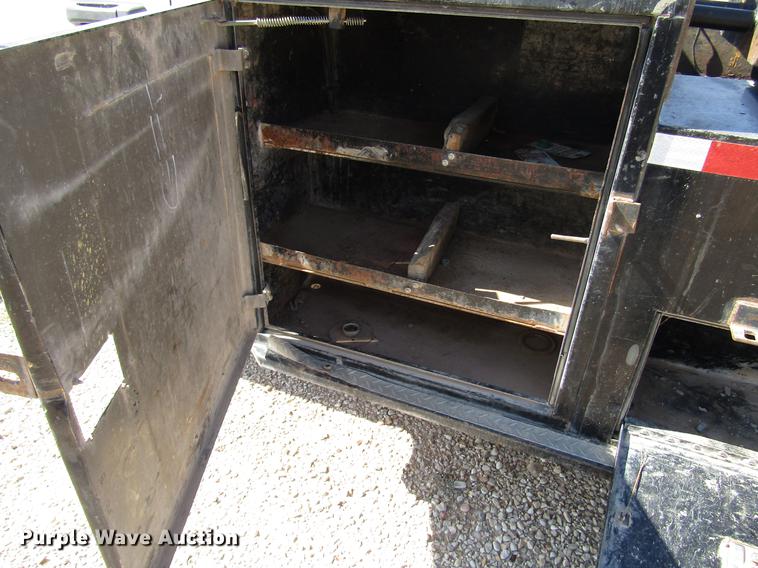 image for item DD4406 2012 Dodge Ram 5500 Crew Cab flatbed truck