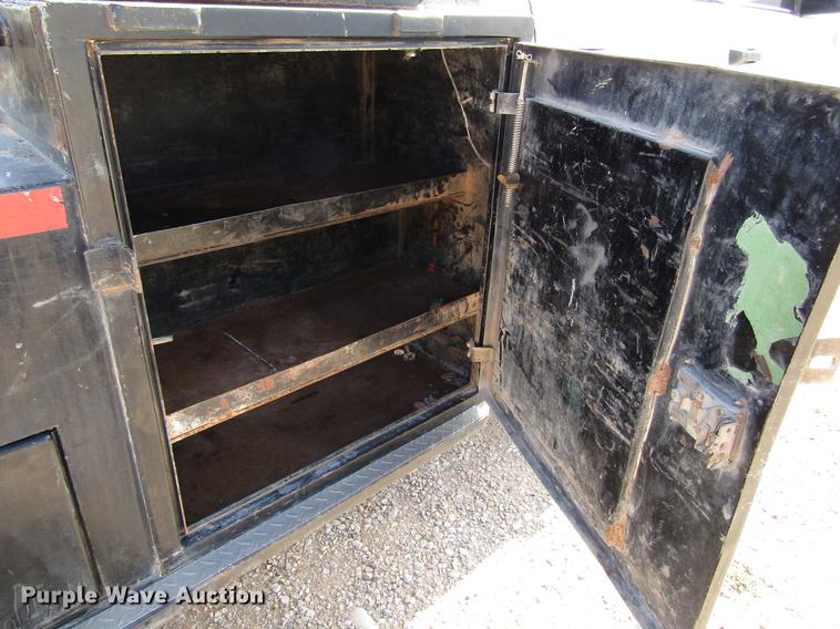 image for item DD4406 2012 Dodge Ram 5500 Crew Cab flatbed truck