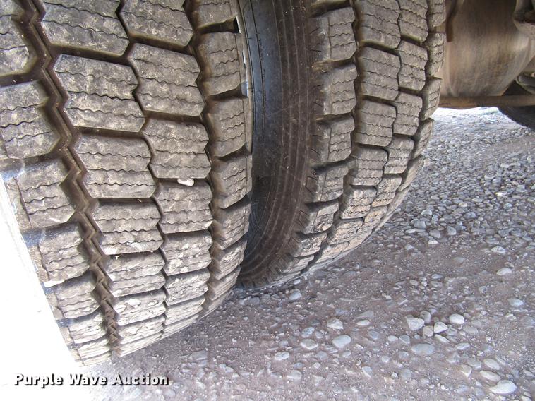 image for item DD4406 2012 Dodge Ram 5500 Crew Cab flatbed truck