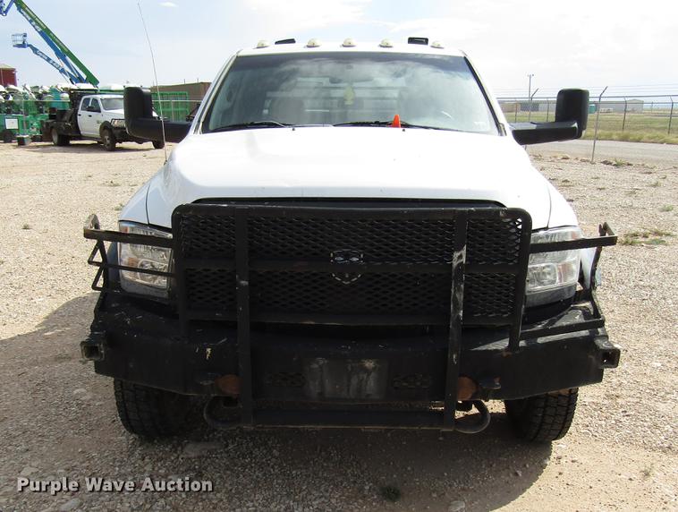 image for item DD4407 2012 Dodge Ram 5500 Crew Cab flatbed truck