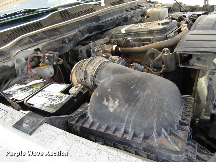 image for item DD4407 2012 Dodge Ram 5500 Crew Cab flatbed truck