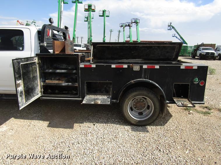 image for item DD4407 2012 Dodge Ram 5500 Crew Cab flatbed truck