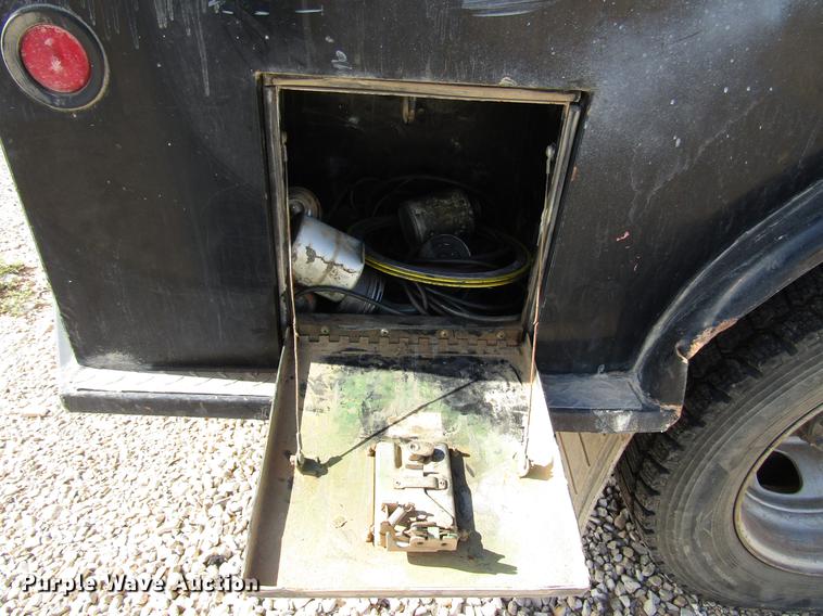 image for item DD4407 2012 Dodge Ram 5500 Crew Cab flatbed truck