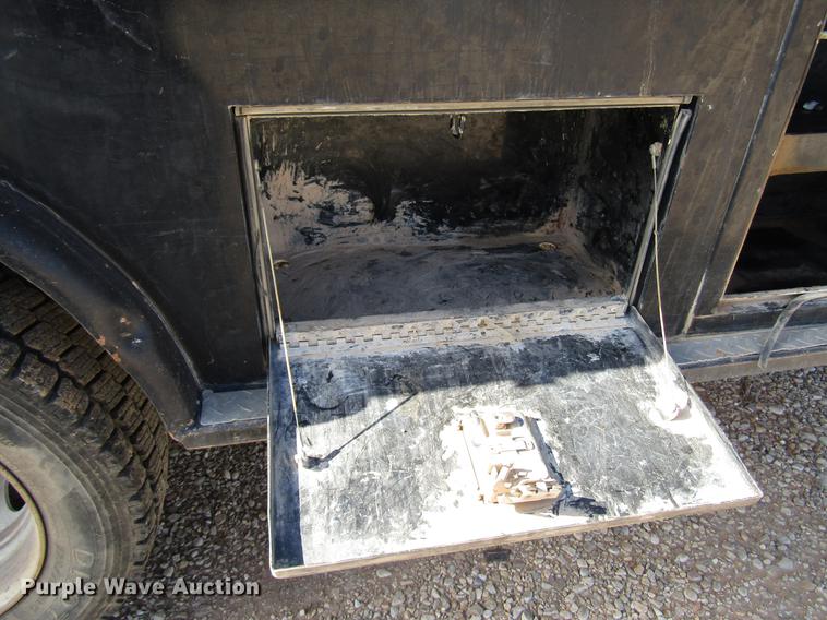 image for item DD4407 2012 Dodge Ram 5500 Crew Cab flatbed truck