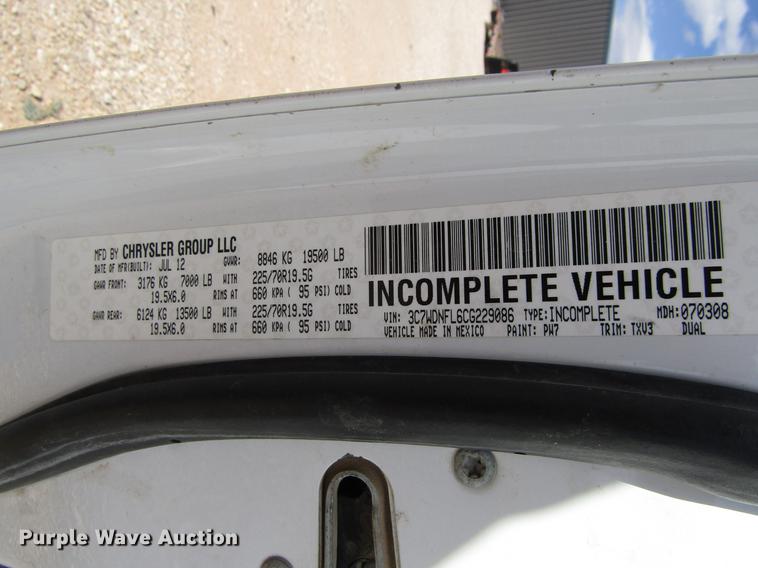 image for item DD4407 2012 Dodge Ram 5500 Crew Cab flatbed truck