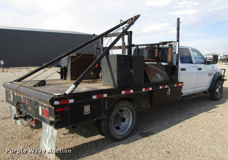 image for item DD4408 2014 Dodge Ram 5500 Crew Cab flatbed truck