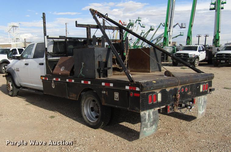 image for item DD4408 2014 Dodge Ram 5500 Crew Cab flatbed truck