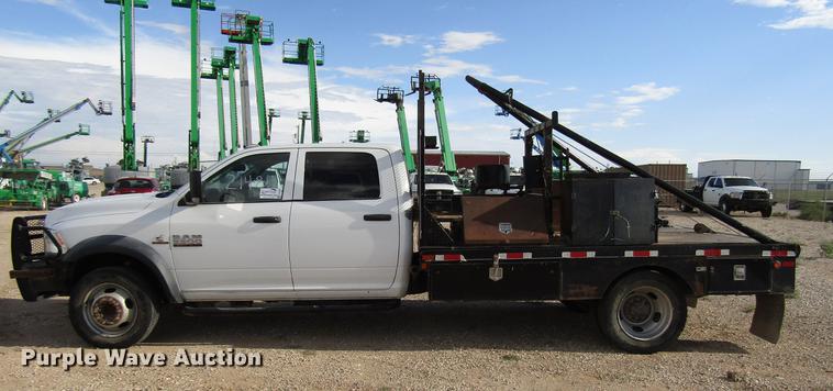 image for item DD4408 2014 Dodge Ram 5500 Crew Cab flatbed truck
