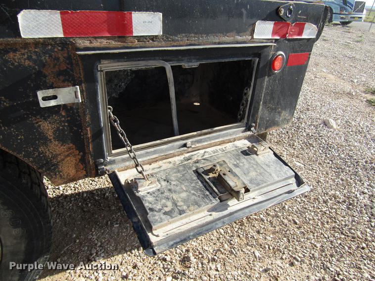 image for item DD4408 2014 Dodge Ram 5500 Crew Cab flatbed truck