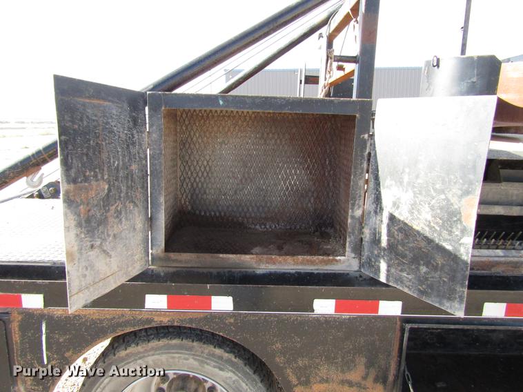 image for item DD4408 2014 Dodge Ram 5500 Crew Cab flatbed truck