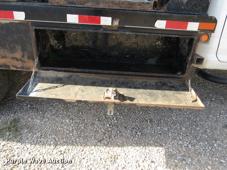 image for item DD4408 2014 Dodge Ram 5500 Crew Cab flatbed truck