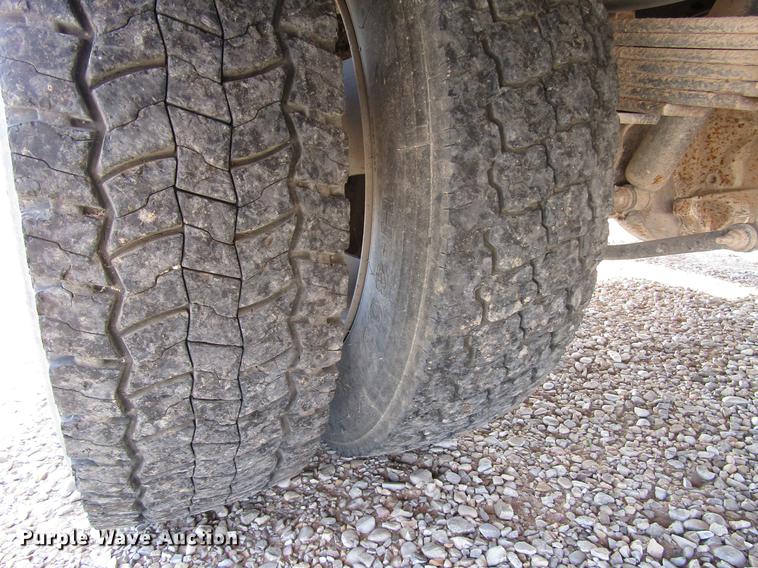 image for item DD4408 2014 Dodge Ram 5500 Crew Cab flatbed truck