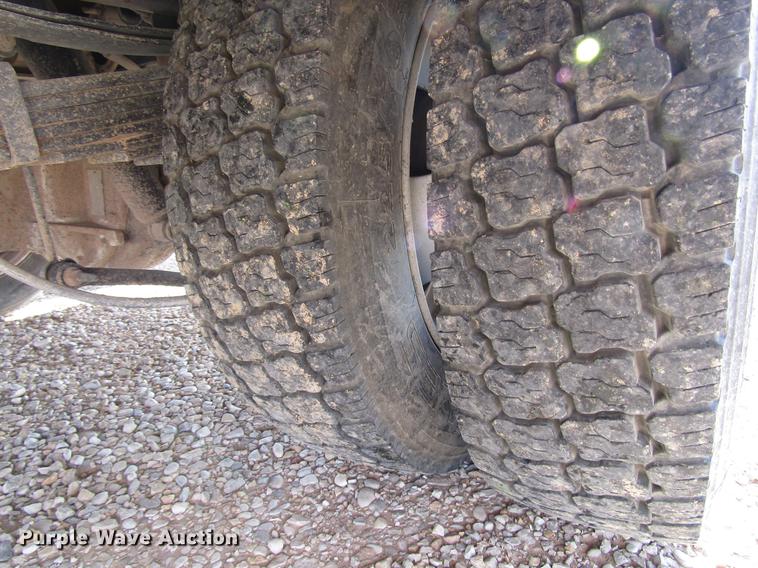 image for item DD4408 2014 Dodge Ram 5500 Crew Cab flatbed truck