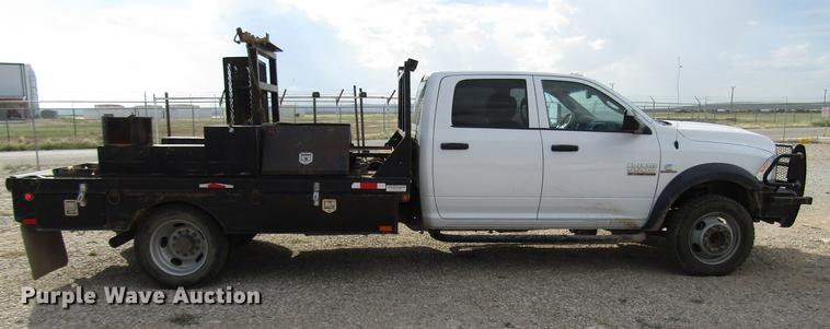 image for item DD4409 2014 Dodge Ram 5500 Crew Cab flatbed truck