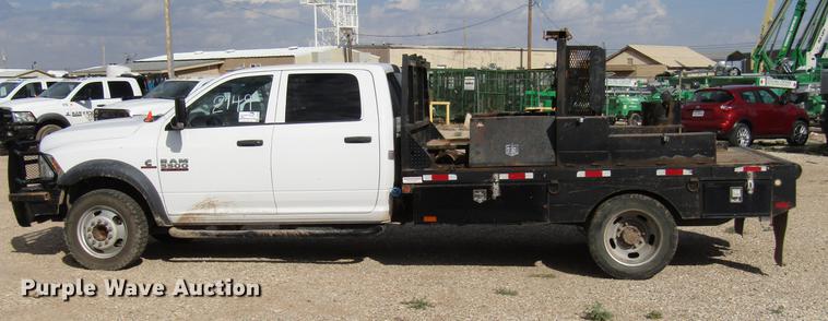 image for item DD4409 2014 Dodge Ram 5500 Crew Cab flatbed truck