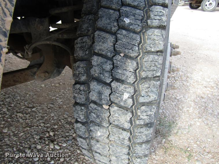 image for item DD4409 2014 Dodge Ram 5500 Crew Cab flatbed truck