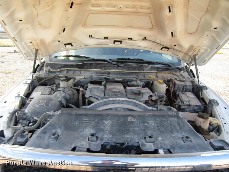 image for item DD4410 2014 Dodge Ram 5500 Crew Cab flatbed truck