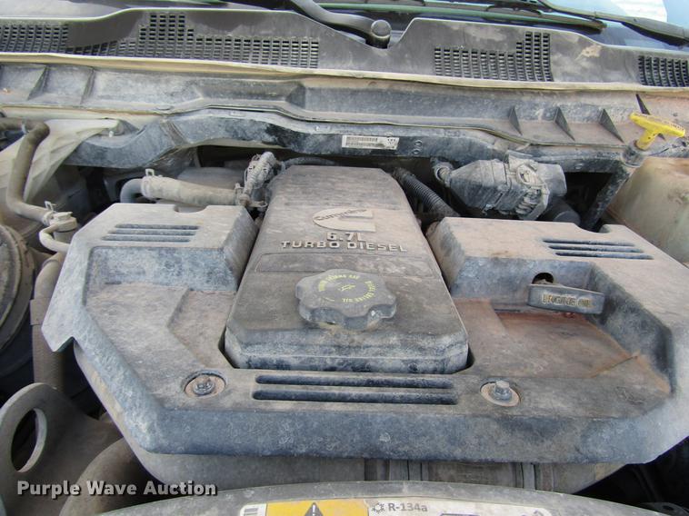 image for item DD4410 2014 Dodge Ram 5500 Crew Cab flatbed truck