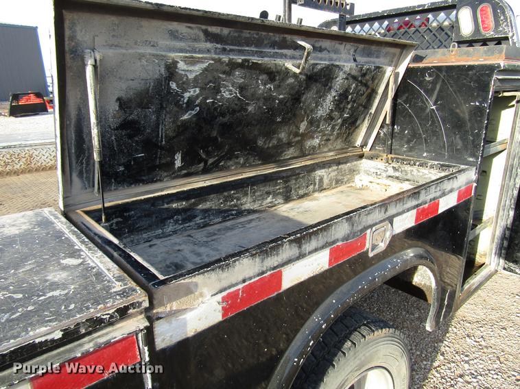 image for item DD4410 2014 Dodge Ram 5500 Crew Cab flatbed truck