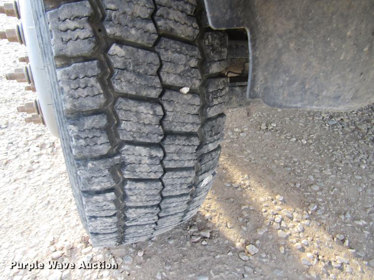 image for item DD4410 2014 Dodge Ram 5500 Crew Cab flatbed truck