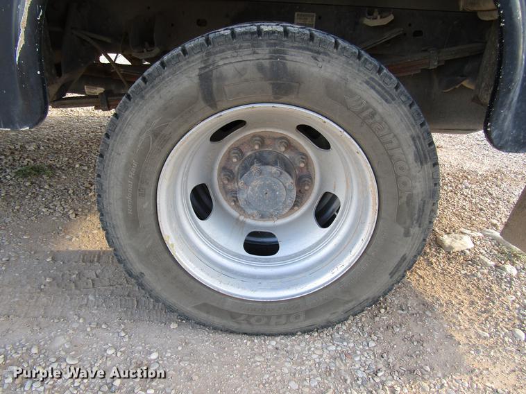 image for item DD4410 2014 Dodge Ram 5500 Crew Cab flatbed truck