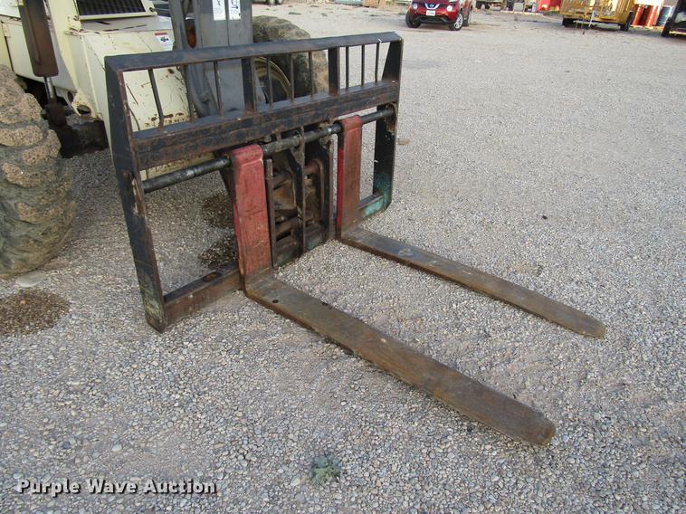 image for item DD4411 Ingersoll Rand VR843 telehandler