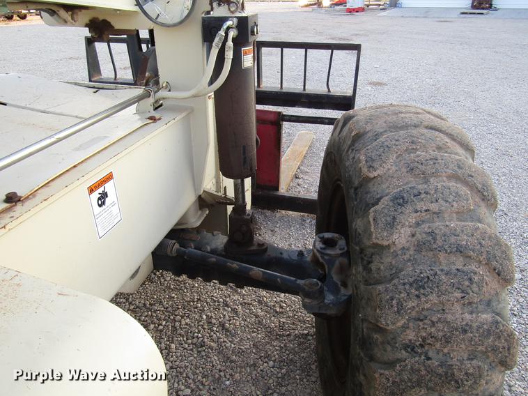 image for item DD4411 Ingersoll Rand VR843 telehandler