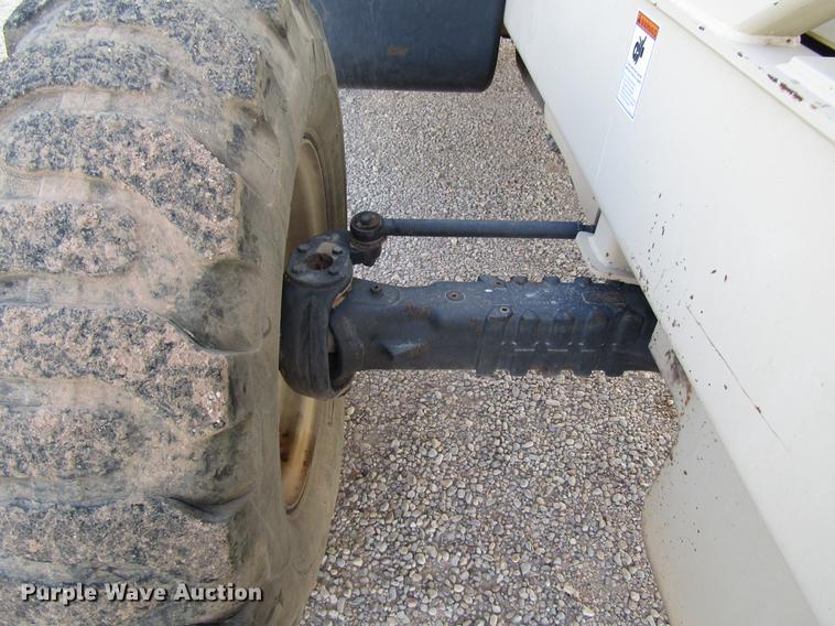 image for item DD4411 Ingersoll Rand VR843 telehandler