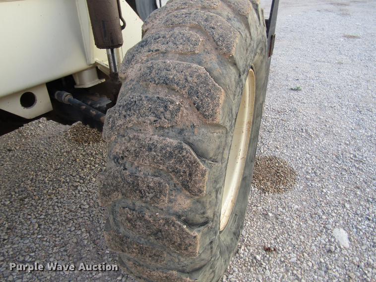 image for item DD4411 Ingersoll Rand VR843 telehandler