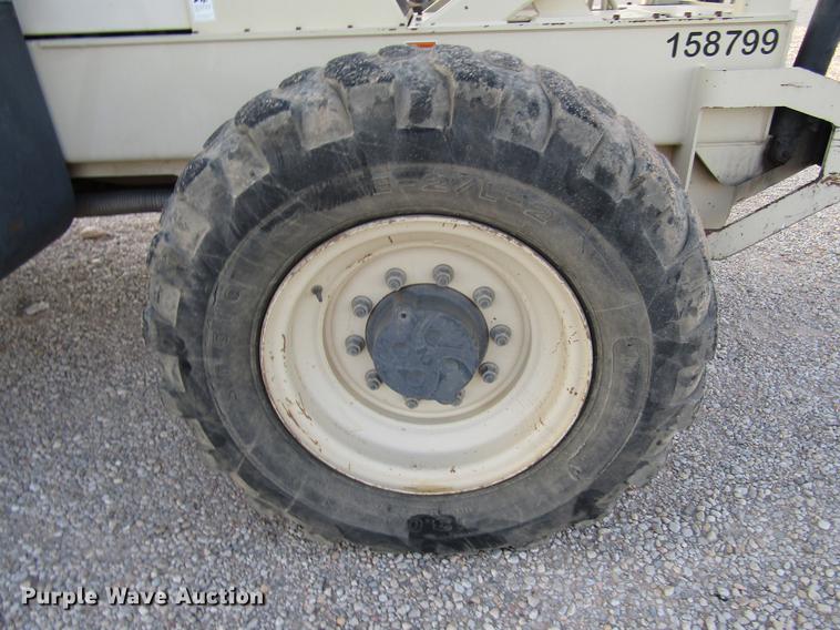 image for item DD4411 Ingersoll Rand VR843 telehandler