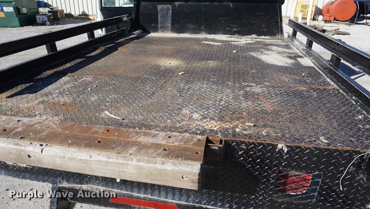 image for item DD6638 1993 Chevrolet 2500 flatbed pickup truck